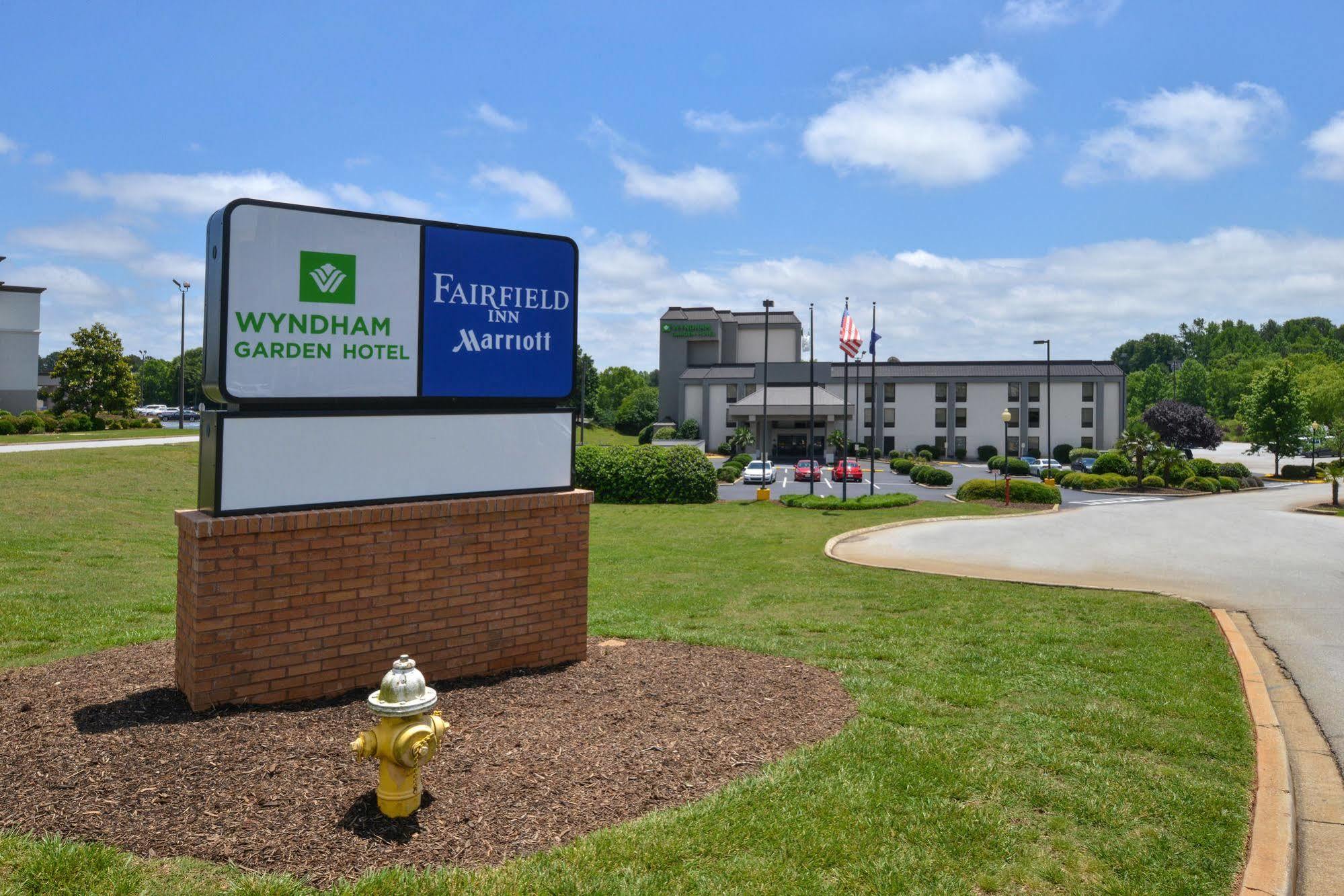 Wyndham Garden Greenville / Spartanburg Airport Buitenkant foto